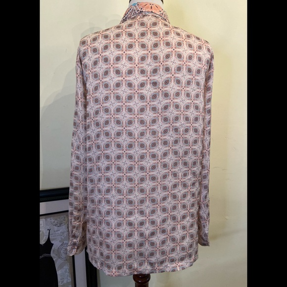 Free People  Tunic Size M Boho Oversized Long Sleeves Peach Colors - Picture 5 of 11